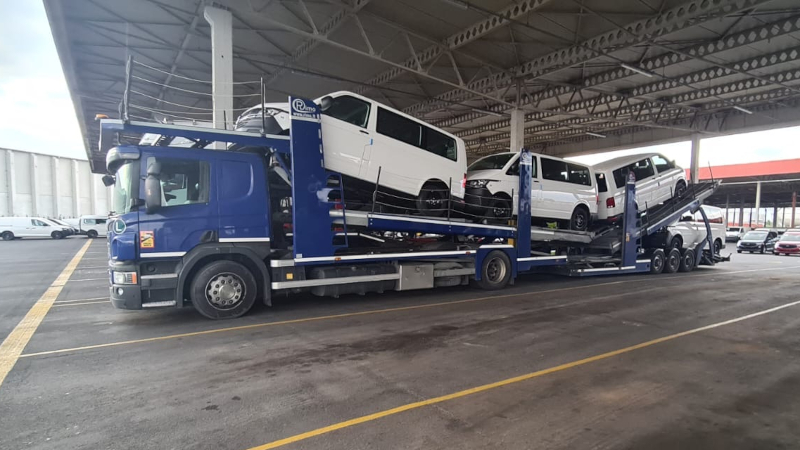 Transport samochodów dostawczych